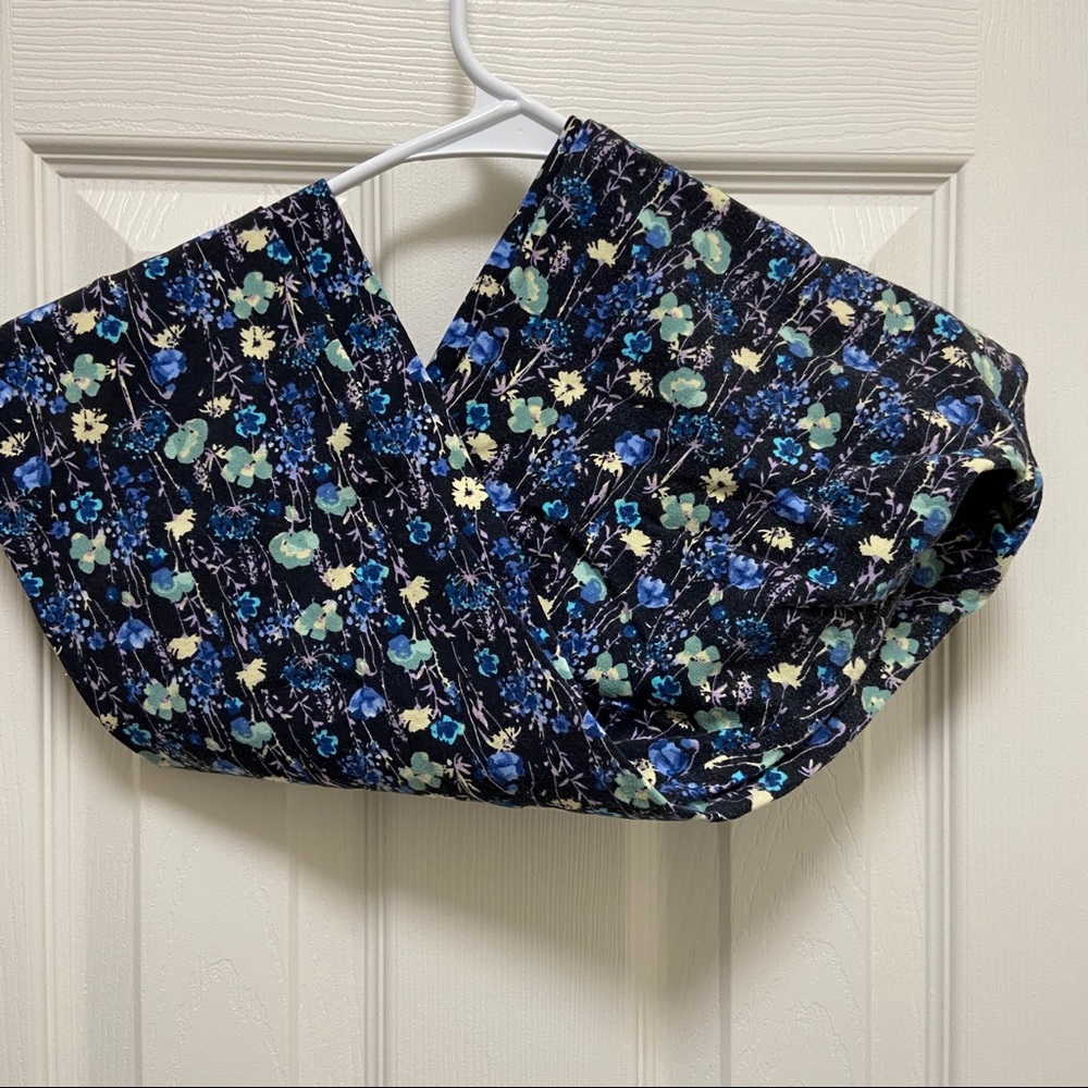 Lauren Conrad Flower Leggings